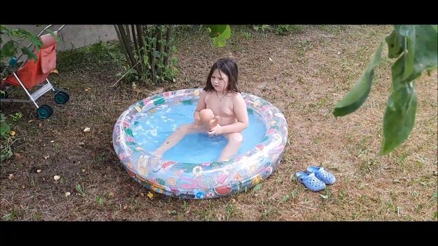 ДАЧНЫЕ ИСТОРИИ (ч.3): от купания и покоса, до воздушных шаров и спасения кошки. смотреть онлайн