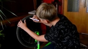 КАК СДЕЛАТЬ ВАЙТВОЛЛЫ НА ВЕЛОСИПЕДЕ??? ВЕЛОТЮНИНГ #1