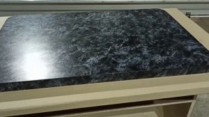 Стол кухонный