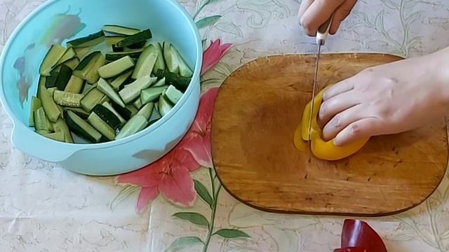 ОГУРЦЫ С МЯСОМ.  ҚИЯРМЕН ЕТТЕН ОҢАЙ САЛАТ. ҚАЗАҚША РЕЦЕПТ