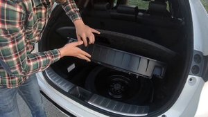 Прямой конкурент Lexus Toyota Harrier gs