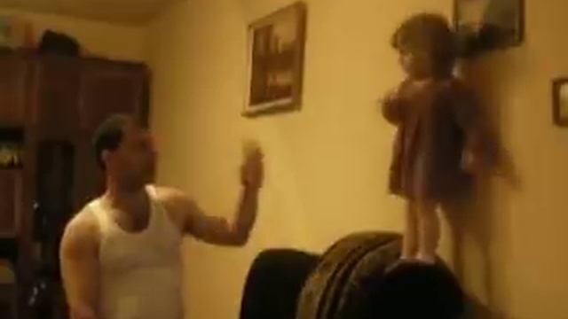 Ребёнок ругается с папой смотреть онлайн