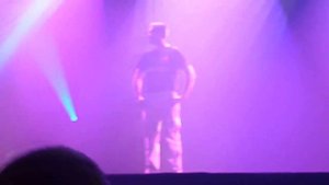 Jérémy Ferrari et le fan d'Arnaud Tsamère - Tournée du Trio - Orléans