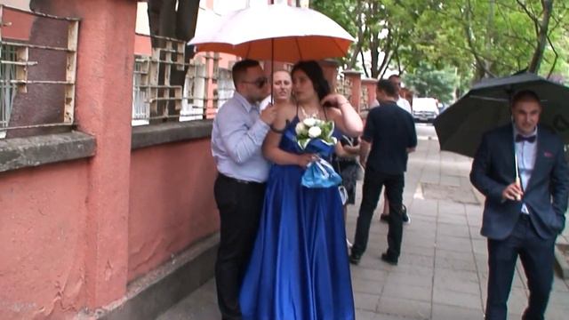 Събиране на абитуриентите от випуск 2022 пред 14 СОУ 