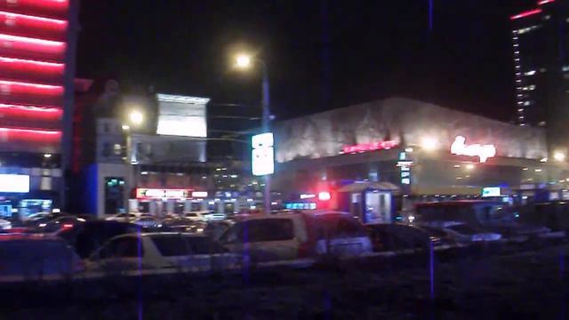 Видеоэкскурсия. Россия, Москва. Новый Арбат. Светящиеся дома. смотреть онлайн