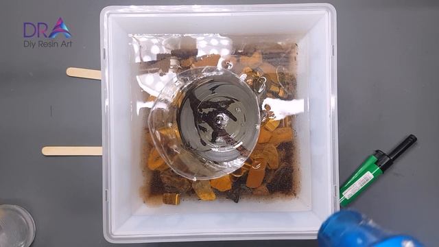 Super Easy To Do the epoxy resin art lamp / RESIN ART смотреть онлайн