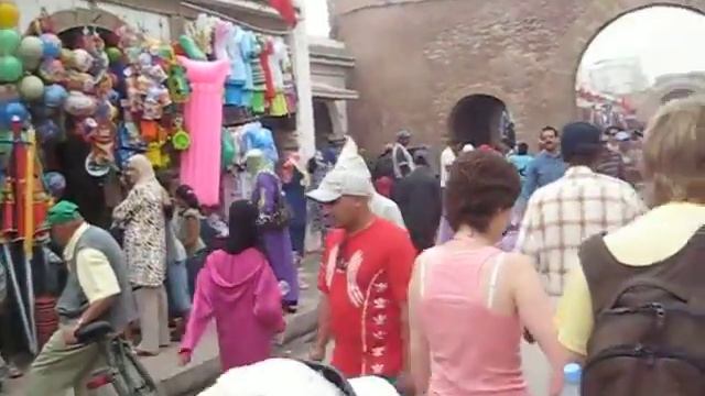 Рынок Эс-Сувейры смотреть онлайн