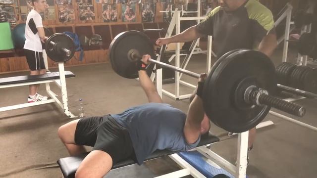 Жим лежа 90 кг смотреть онлайн