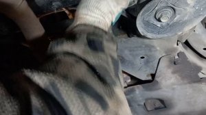 Как я меняю втулки переднего стабилизатора на камри40 #ремонтавто #автосервис #ремонтирую подвеску