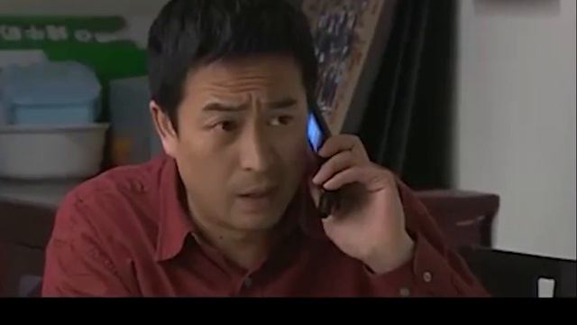 離婚五年，女人突然帶著孩子上門要房，前夫不拿她直接不走了