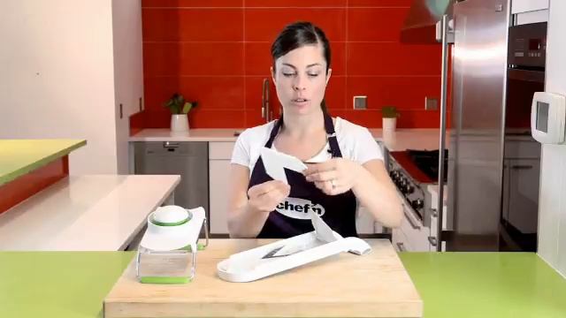 Chef'n pull 'n slice Mandoline (V-Hobel) 104-490-120 смотреть онлайн