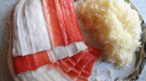 Пирожки с крабовыми палочками и сыром