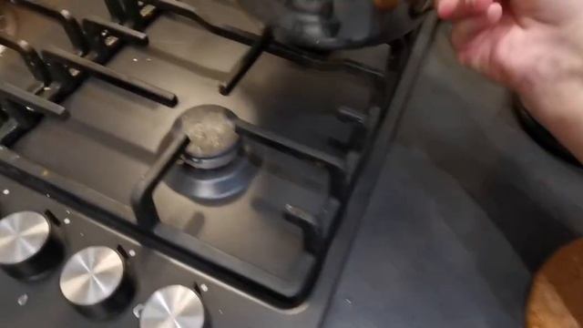 Стол 5. Тыквенный суп-пюре с куриной грудкой и сухариками.