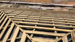 •Как правильно делать СВЕСЫ КРОВЛИ•Деревянное чердачное ПЕРЕКРЫТИЕ•ВАЛЬМОВАЯ КРОВЛЯ•