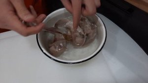 СВИНЫЕ ЯЗЫЧКИ В СЛИВКАХ