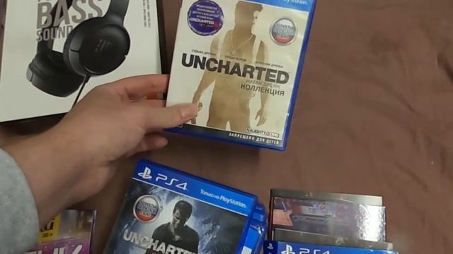 PlayStation 5 , игра и артбук «мир игры Cyberpunk 2077» и другие покупки) смотреть онлайн