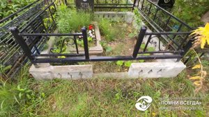 Что делать не надо при оформлении могилы на примере готовых работ