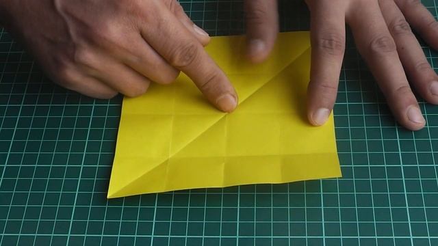 Оригами золотая рыбка // Как сделать золотую рыбку из бумаги // Origami goldfish
