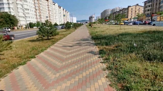 Почему бы  общественные туалеты не построить здесь?