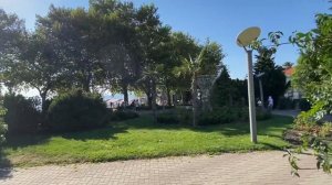 Центральные пляжи Геленджика. Обзор пляжей. Где можно поесть, цены.