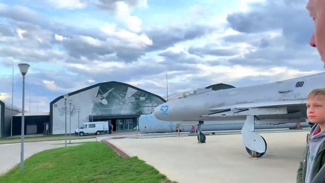 Самолеты в парке «Патриот» смотреть онлайн