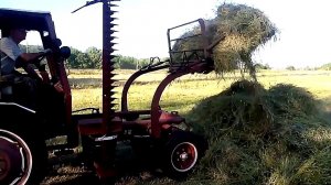 Трактор т-16 сенокос. Как сгребает  сено