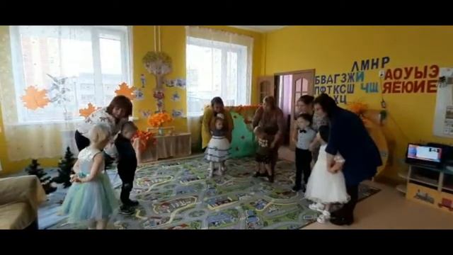 Праздник осени. Группа для детей с ООП № 1 "Карамельки". смотреть онлайн