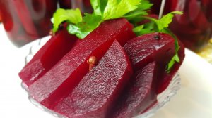 Свекла маринованная, цыганка готовит. Gipsy cuisine.