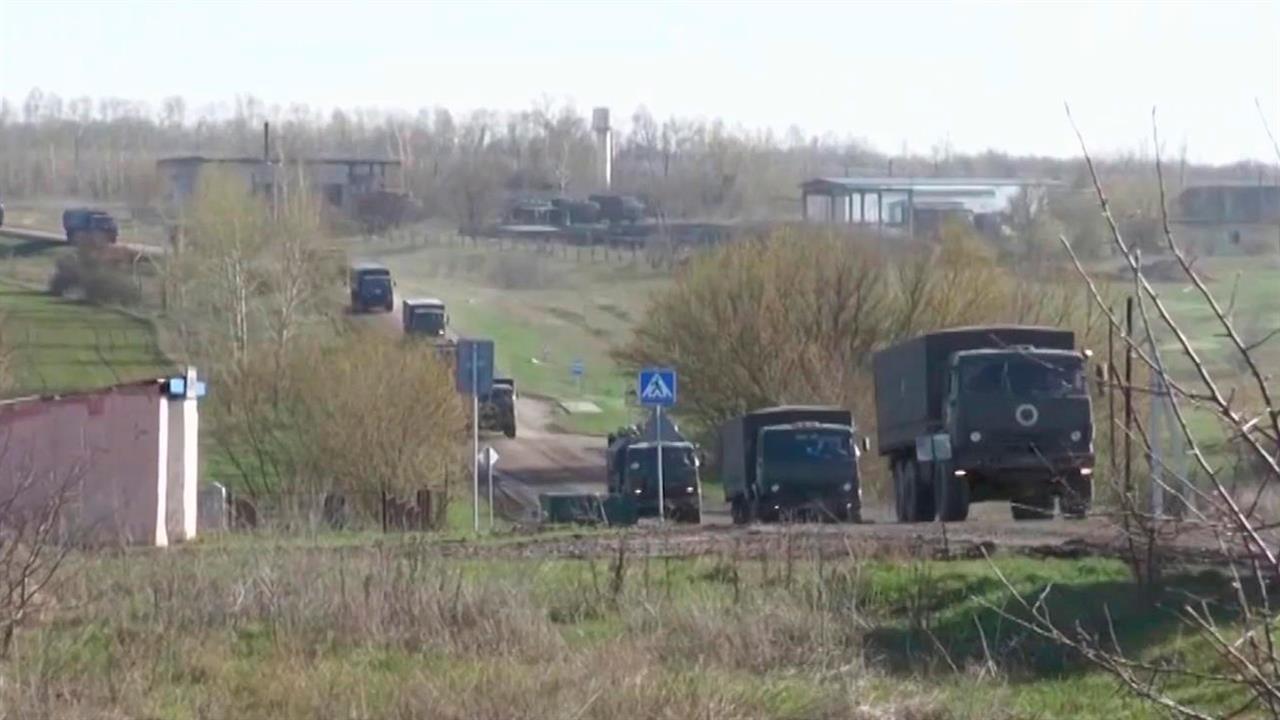 Российские военные доставили гуманитарную помощь в Харьковскую область