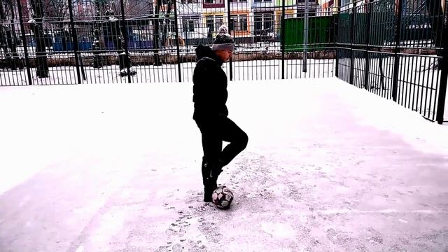 Секция «Футбол», руководитель Сергей Чайка. Группа 13-10. Занятие 1.