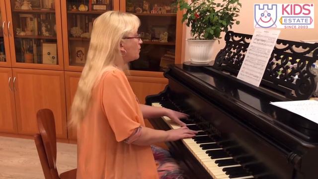 Песенка для мамы. "Снова весна". Музыка В.Ларионова смотреть онлайн