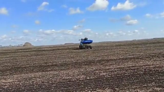 Разбрасыватель минеральных удобрений РМД-3000
