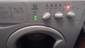 СМА Indesit WISL 103 моргают лампы при отжиме