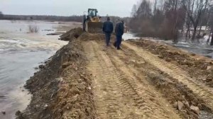 В Магдагачинском районе дорога Магдагачи - Толбузино освобождается от воды