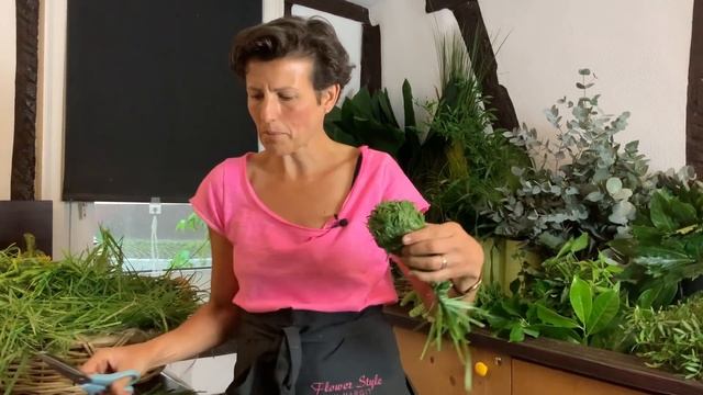 Herz aus Gräsern basteln Sommerdeko selber machen DIY-Video Floristik-Anleitung mit Tipps  Trick