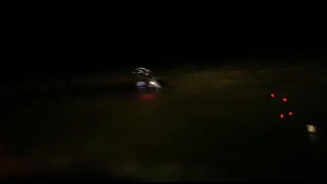 Спасение затонувшего автомобиля транспортными полицейскими в Колпашево.mp4