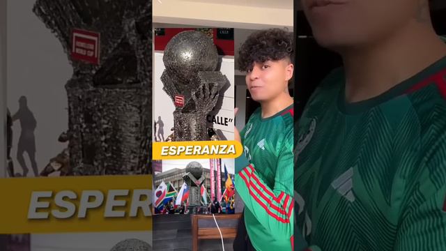 😨SABÍAN DE ESTE TROFEO🏆 #homeless #worldcup  #futbol #viral #joshjuanico #shortvideo #video #short