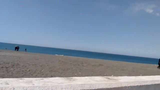 Сочи? Солнечное субботнее утро? Пляж Ривьера