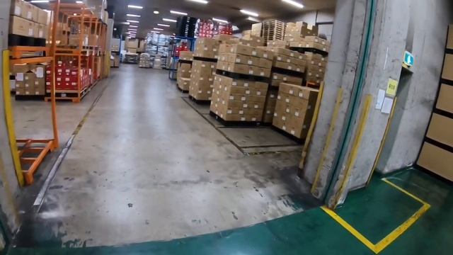 Экспортный склад запчастей в Йокогама смотреть онлайн