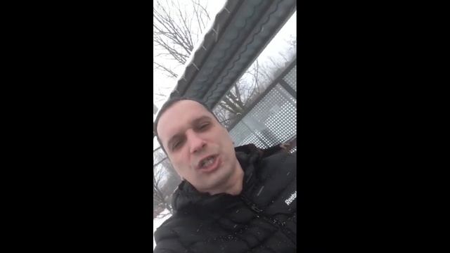 Как вызвать скорую помощь если вокруг одни блогеры? смотреть онлайн