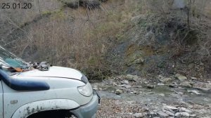 Уаз патриот, уаз, дастер, ховер, шевроле нива по бездорожью  на "крыло ангела" и "грозовые ворота".