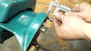 Лодочный мотор Москва 30 Капремонт Дейдвуд сборка