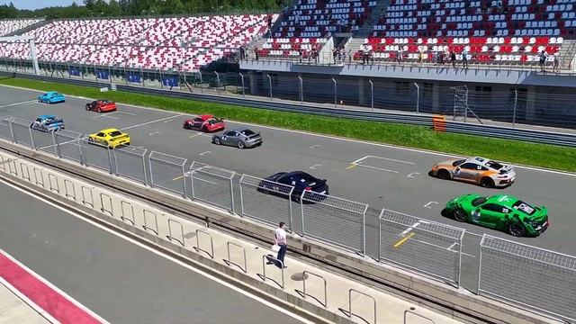 Чемпионат для владельцев автомобилей  Porsche Sport Challenge
