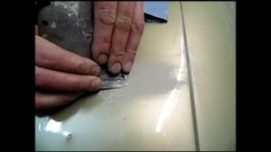 Проверка работы грунта HB BODY 970. Адгезия на глянцевую поверхность.