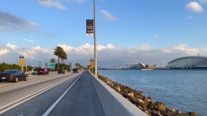 Downtown Miami to Miami Beach Walk via MacArthur Causeway in January 2023