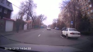 Выезд на дорогу с односторонним движением