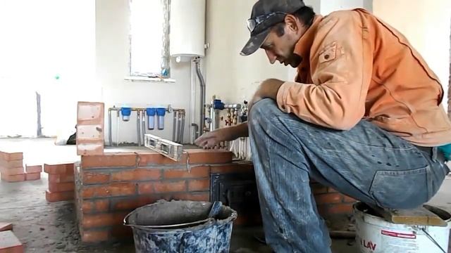 Чем лучше замазать трещины в кирпичной печи