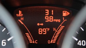 2013 NISSAN Juke - Vehicle Information Display