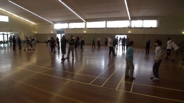 wrka soke kubota 2011 10 29 self defense 08a attacker grab 2 hands defender both arms up inside swi смотреть онлайн