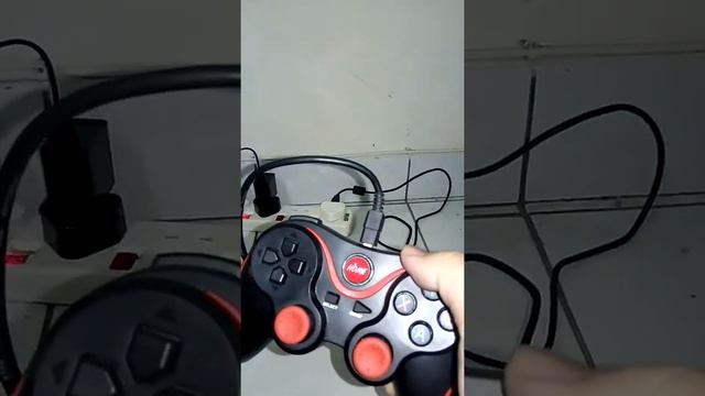 Gamepad T3 unable to charge. смотреть онлайн